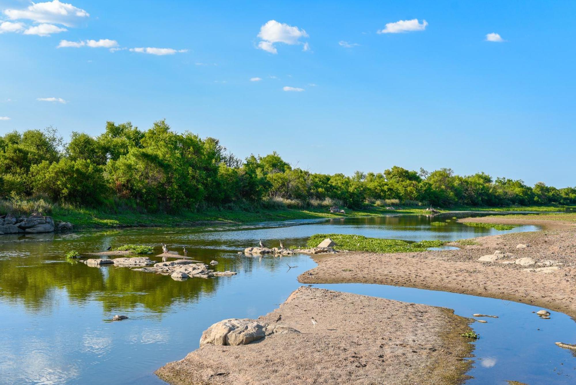 Mziki Safari Lodge Vaaldam Εξωτερικό φωτογραφία